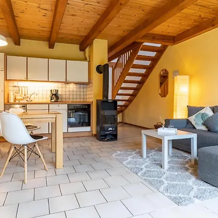 Country House In Vollerwiek